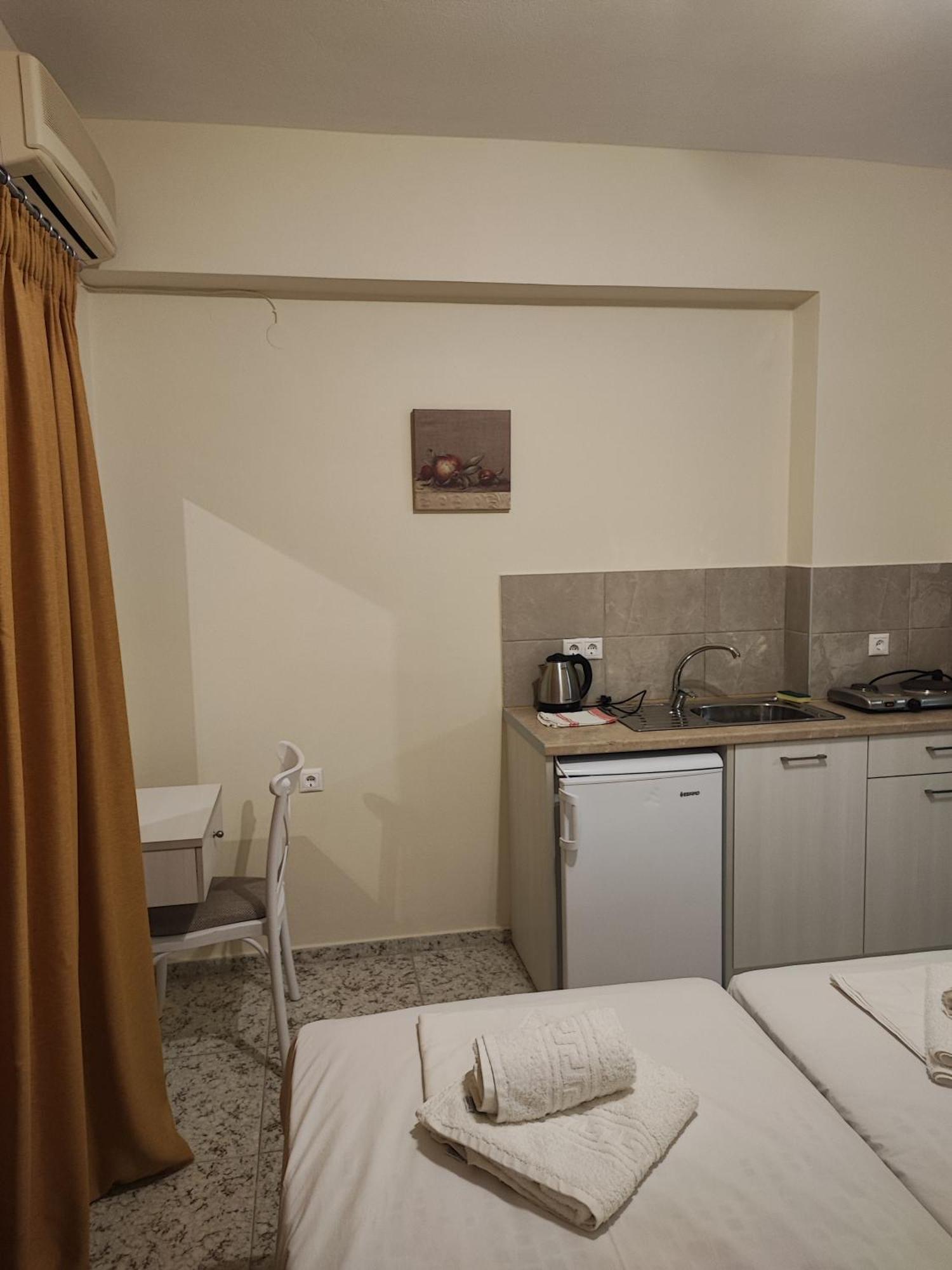 פליאוחורה Alexia Rooms מראה חיצוני תמונה